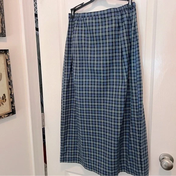 Vintage Blue Plaid Skirt - Picture 2 of 12